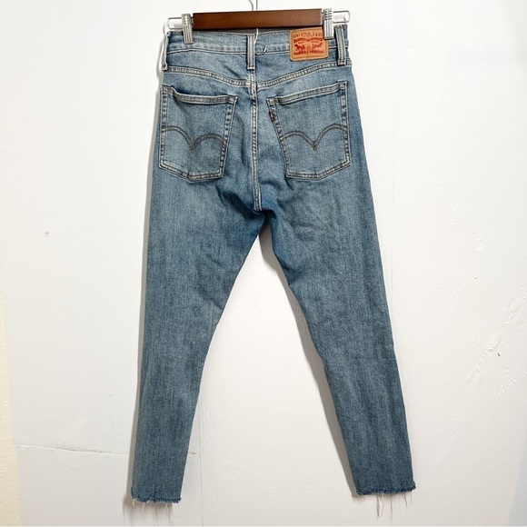 Levi’s Wedgie Skinny Jeans Size 26 Distressed Blue Stretch High Rise Button Fly - Picture 2 of 8